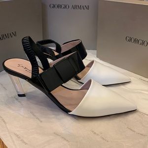 NWT Giorgio Armani  Décolleté Silver Heels